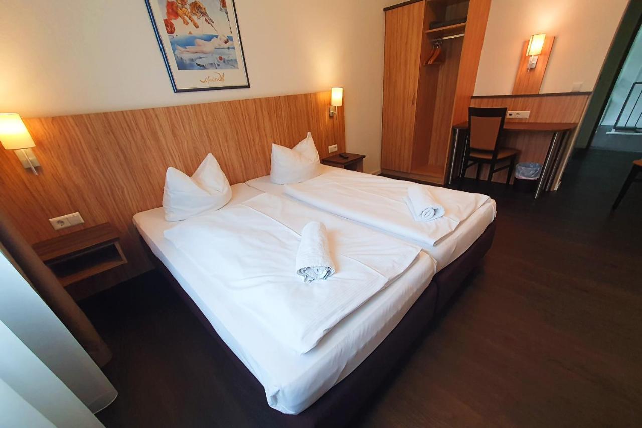 Sport Hotel 肯青根 外观 照片